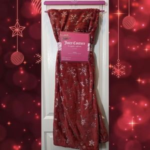 🆕 Silver Snowflakes Juicy Christmas Throw Blanket ❄️ Juicy Couture